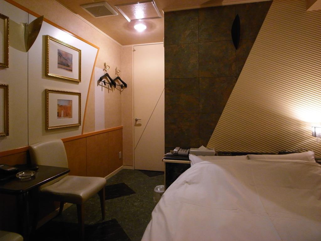 Hotel Rafaie (Adults Only) Präfektur Tokio Zimmer foto